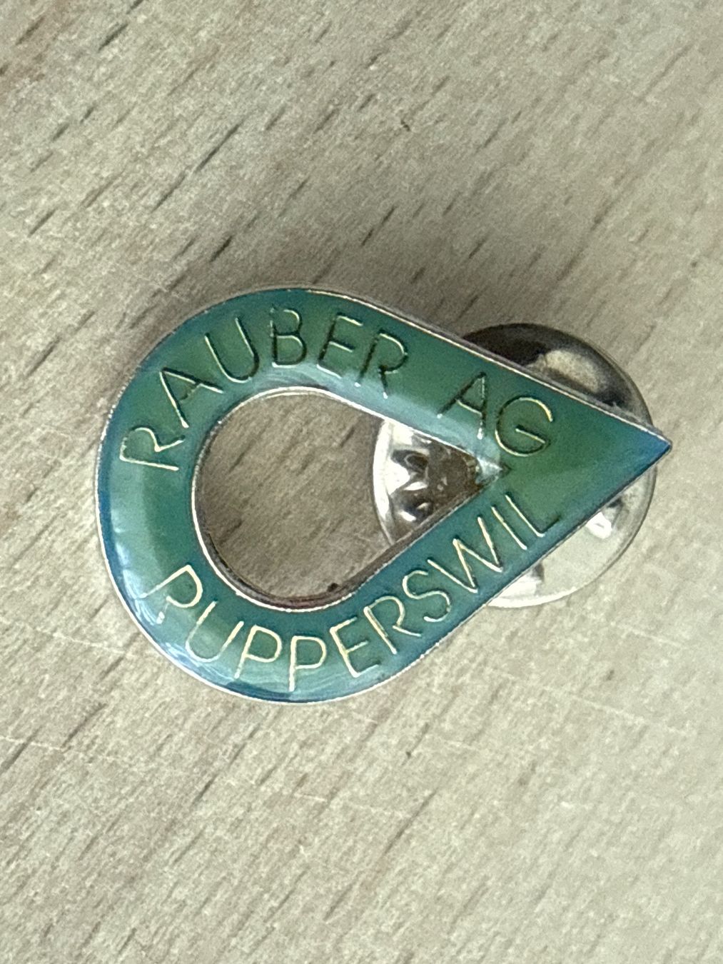 Placchette & Badge: Pin RAUBER AG PUPPERSWIL – Usato da Glattbrugg venduto da Schweigmatt