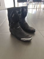 Dainese Stiefel Gr. 44 — Top Zustand.