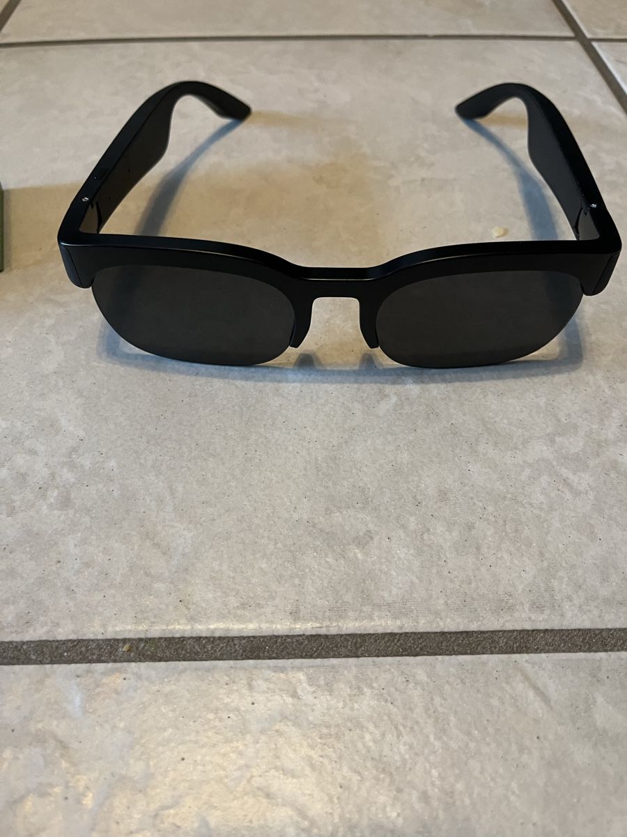 Occhiali & Lenti: Wireless Smart Glasses – Nuovo e nell'imballaggio originale da Willerzell venduto da vel_xph9 5