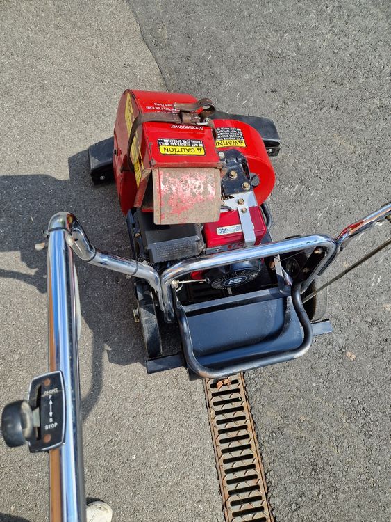 Toro Toutes les machines: TORO Laubsaeuger Recycler, Briggs&Stratton Motor, Guter Zust – D'occasion à Morschach par Fimhof 7