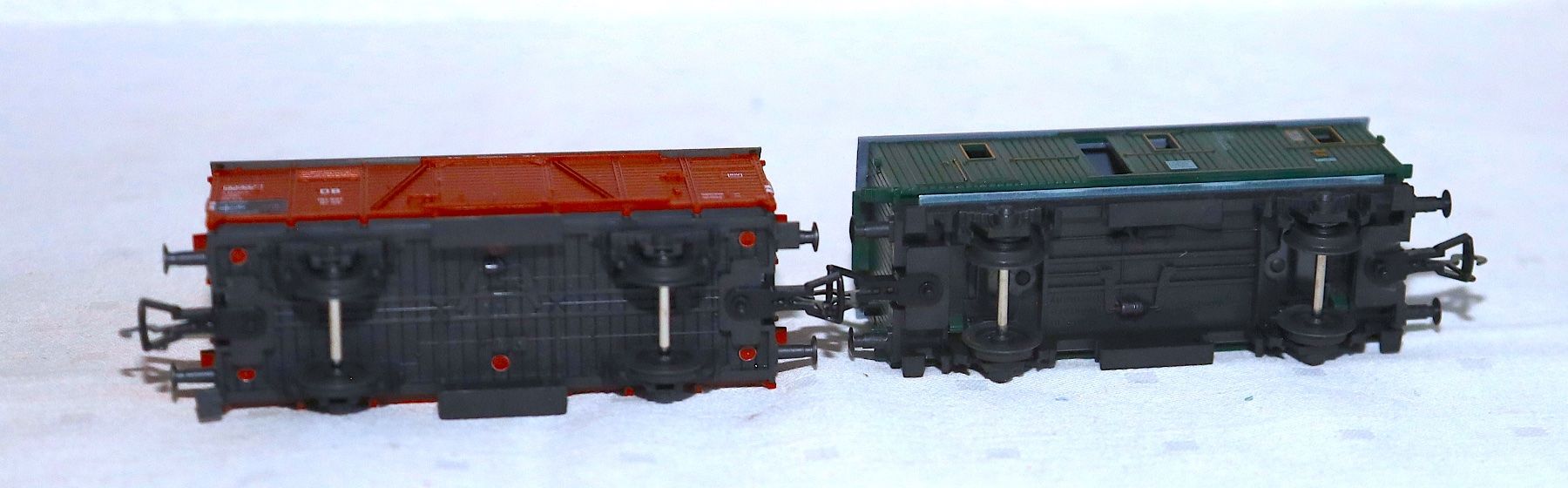 Märklin Modellini di ferrovie: 2 FLEISCHMANN  N° 5020/5000 GEDEKTEGÜTERWAGEN – Nuovo e nell'imballaggio originale da Ipsach venduto da locky55 3