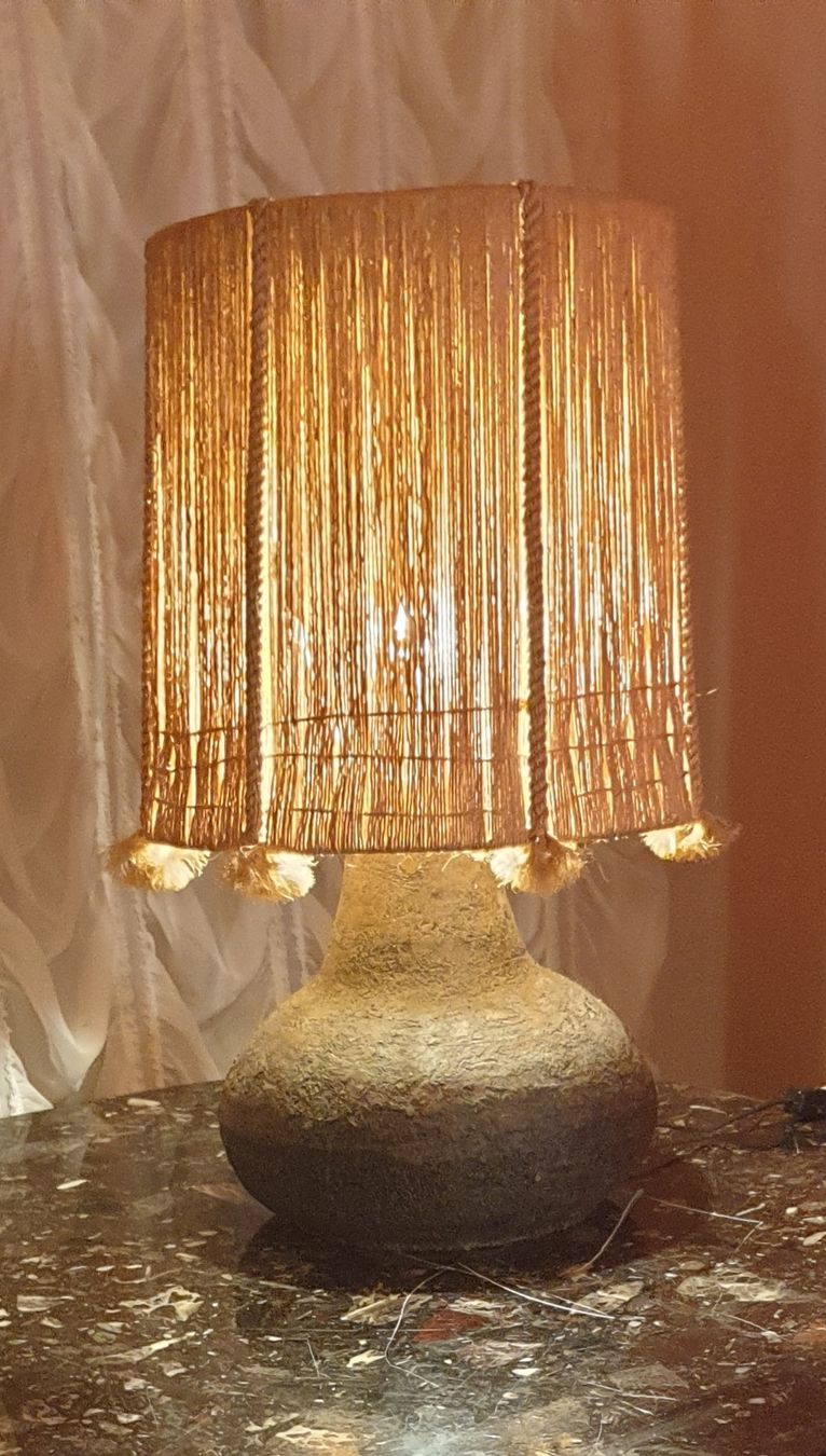 Lampade: Steingut grosse Tischlampe mit Sisal Vintage – Usato da Zürich venduto da bre_22v9 1