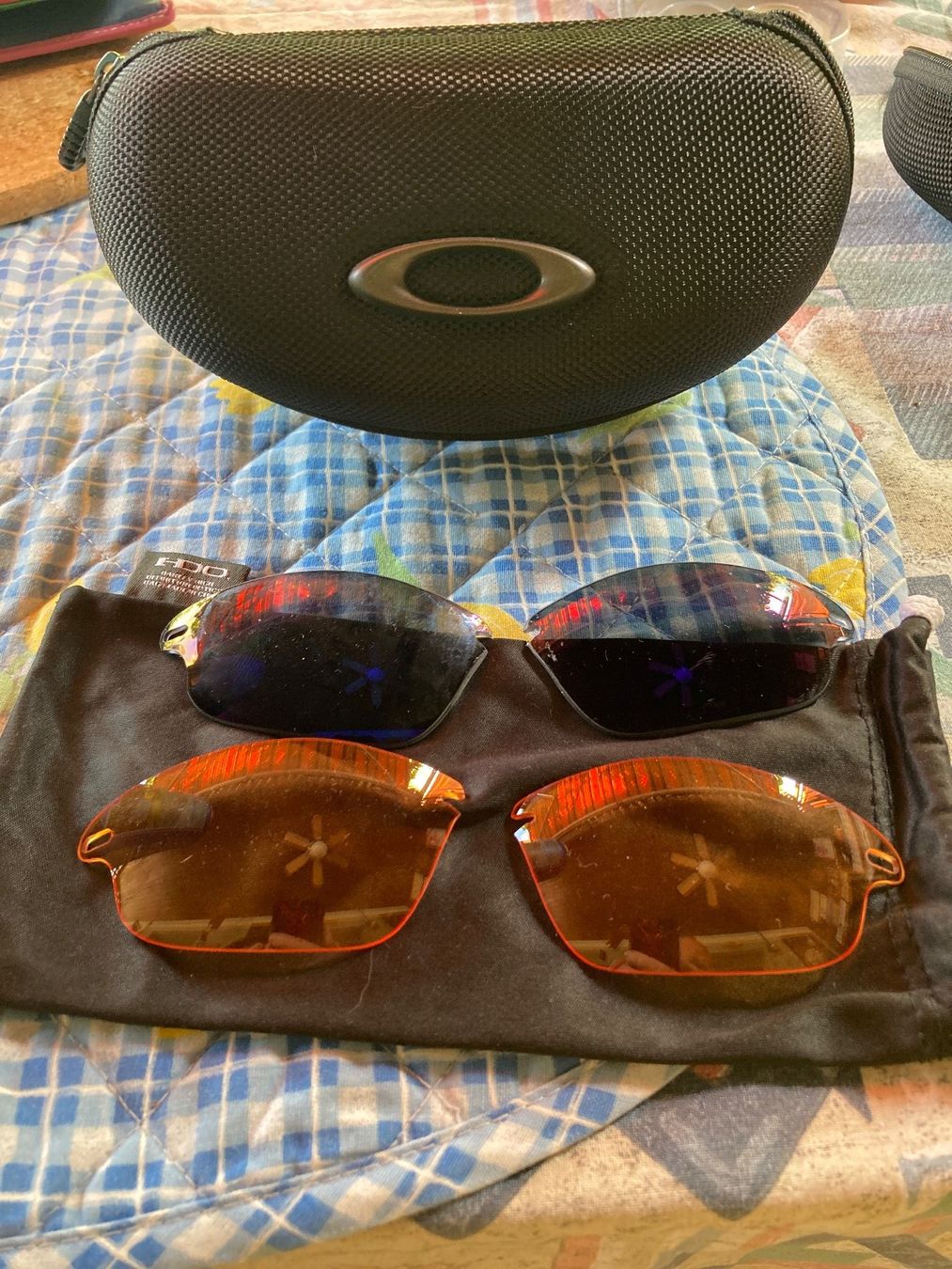 Oakley Occhiali & Lenti: Oakley Ersatzgläser Set mit Etui fast jacket – Usato da Turbenthal venduto da littledevil71 1