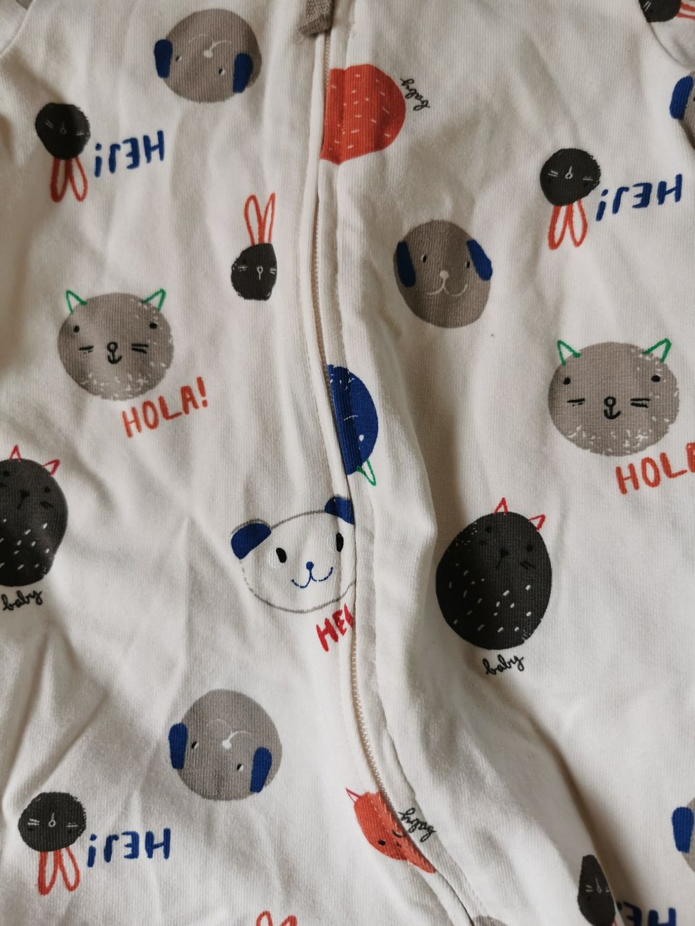 H&M Strampler: Overall H&M Gr. 56 – Gebraucht aus Stäfa von flamingo_17 2