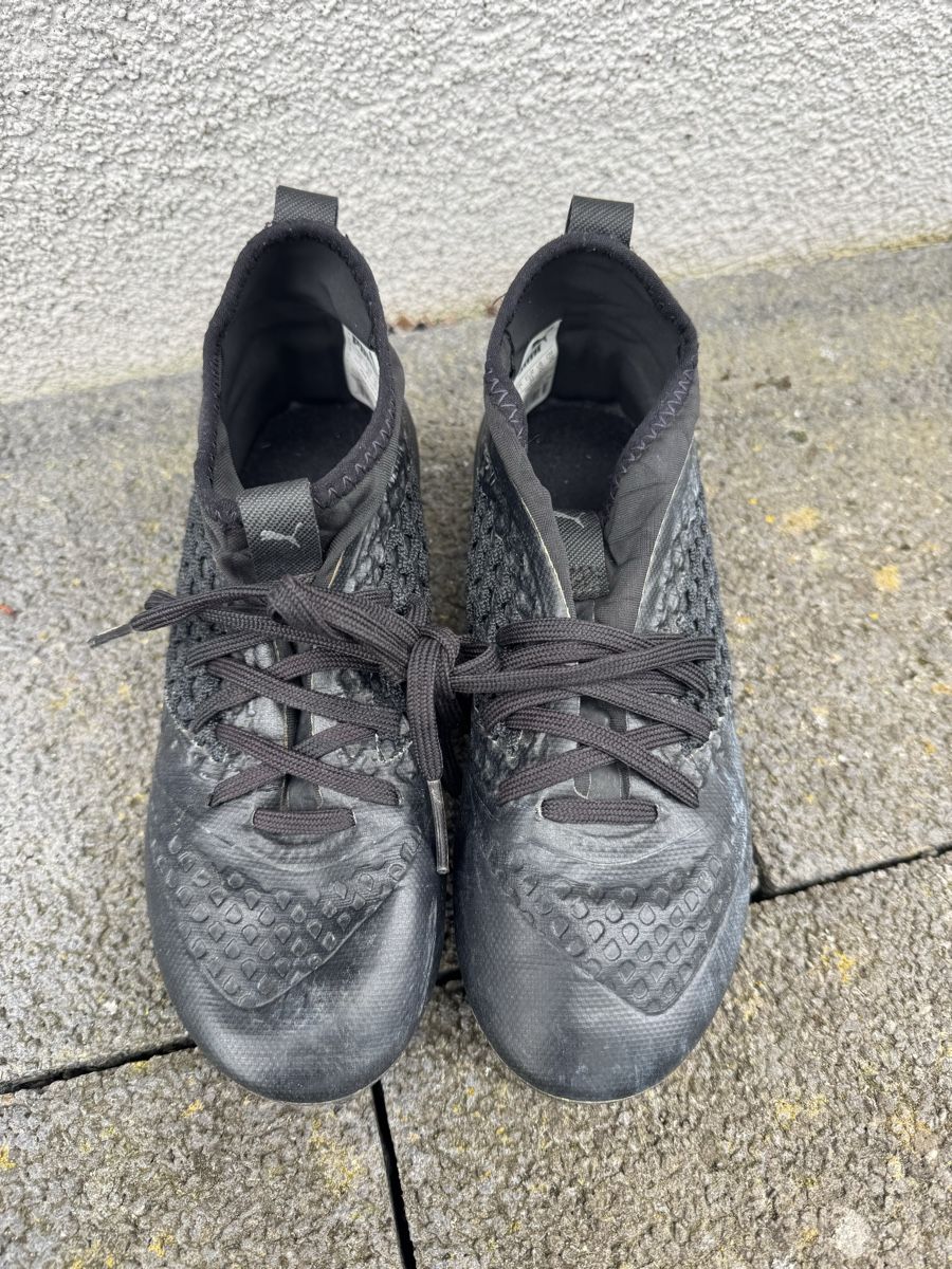 Puma Scarpe da uomo: Fussballschuh Puma, Grösse 33 – Usato da Mörschwil venduto da car_k6yz