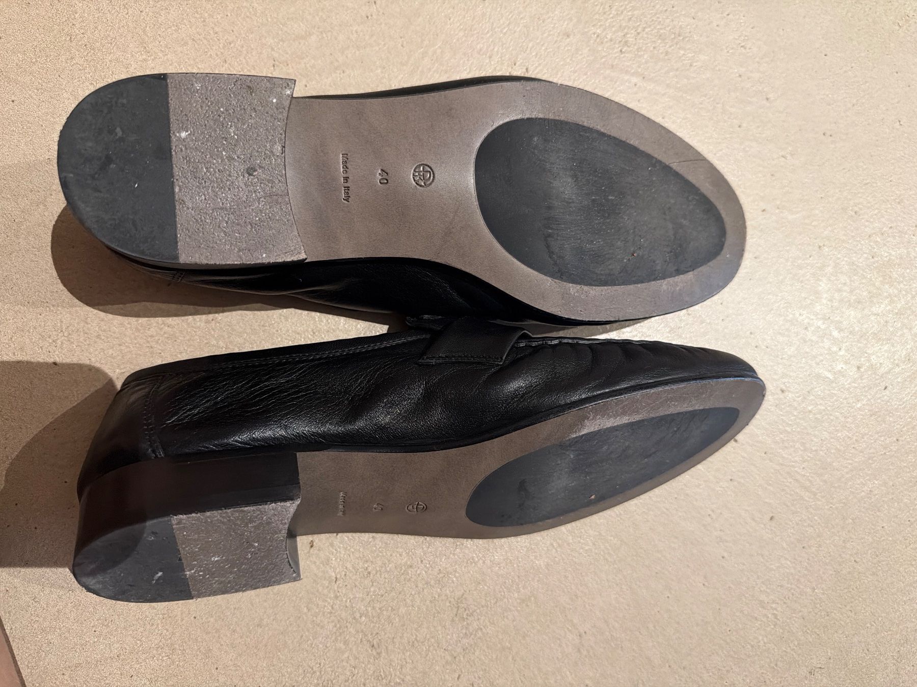The Row Scarpe da donna: The Row Loafer Grösse 40 schwarz – Usato da Uetikon am See venduto da mga_lqy6 2