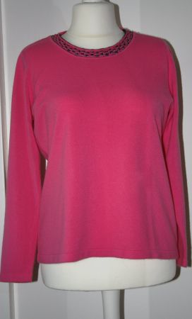 Pullover pink mit schwarzen Applikationen Gr. L