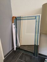 Grosser Spiegel mit blauem Rahmen, Vintage-Stil. Neuwertig!