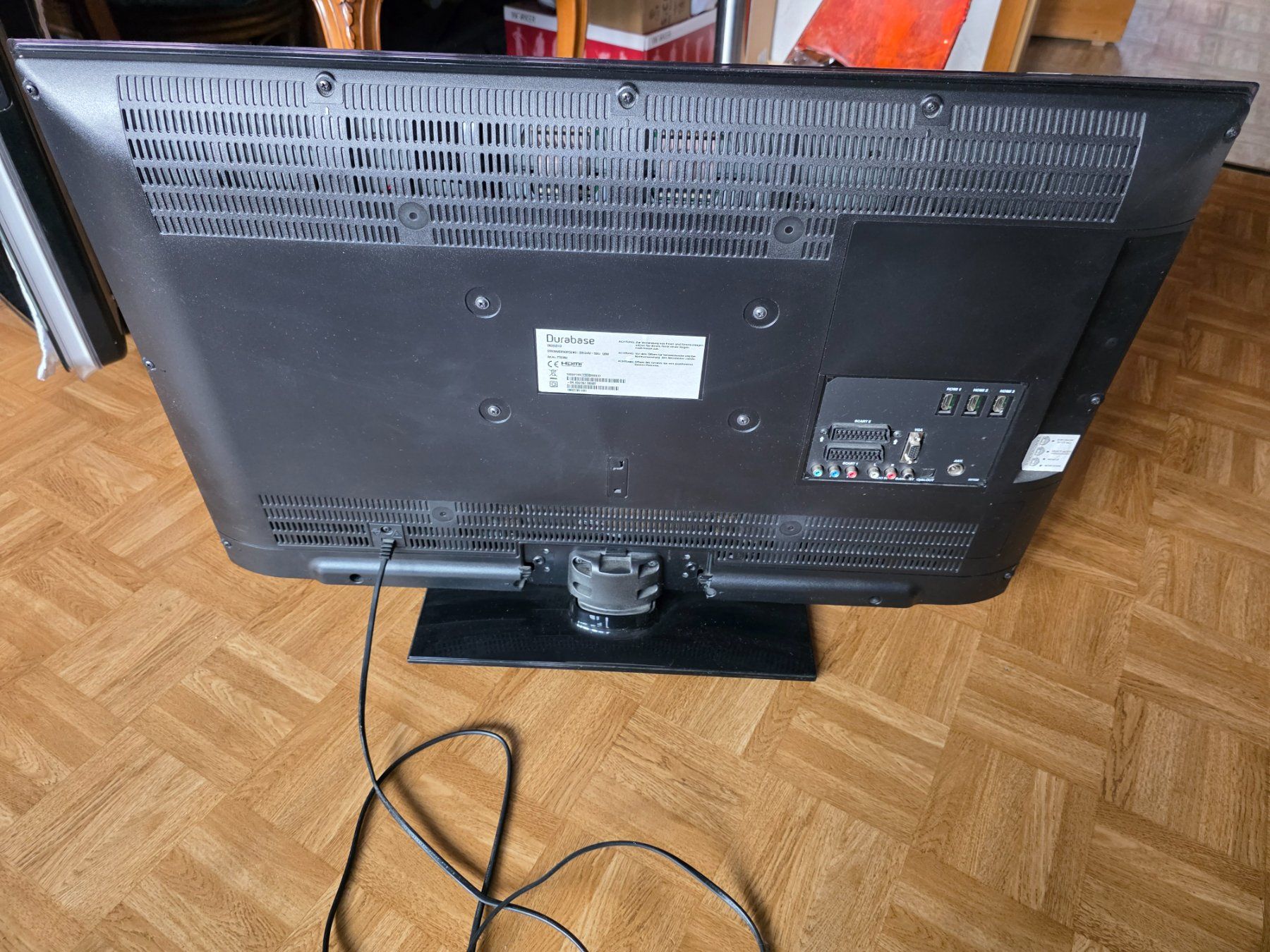 Durabase Televisori: Fernseher Durabase – Usato da Brienzwiler venduto da vegetabelvamp 1