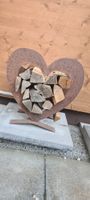 Holzlager Herzform Edelrost Optik ca 65 cm hoch