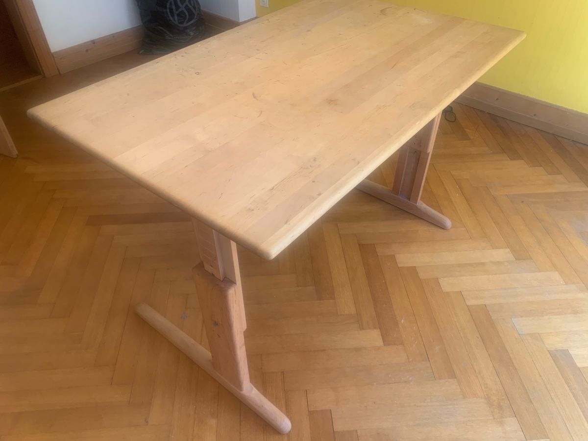 Bureaux: Kindertisch – D'occasion à Waldenburg par enrico65 1