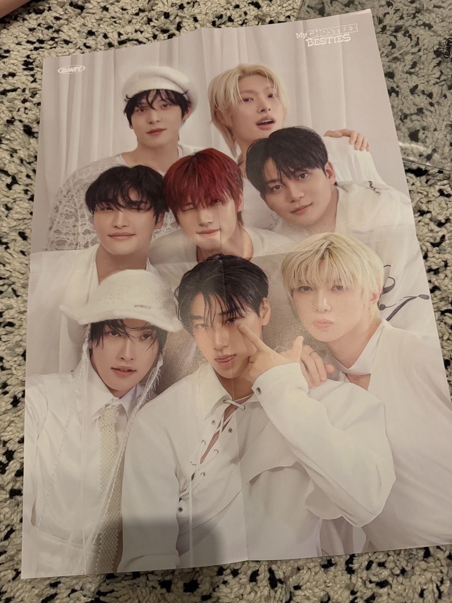 BD: ateez ghosteez membership kit  – D'occasion à Figino par 1024sells 2