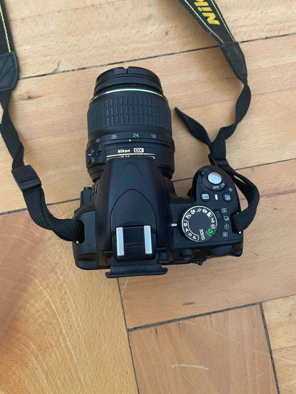 Nikon Appareil photo: Nikon D3100 Double-Zoom-Set – D'occasion à Luzern par challenge1000 2