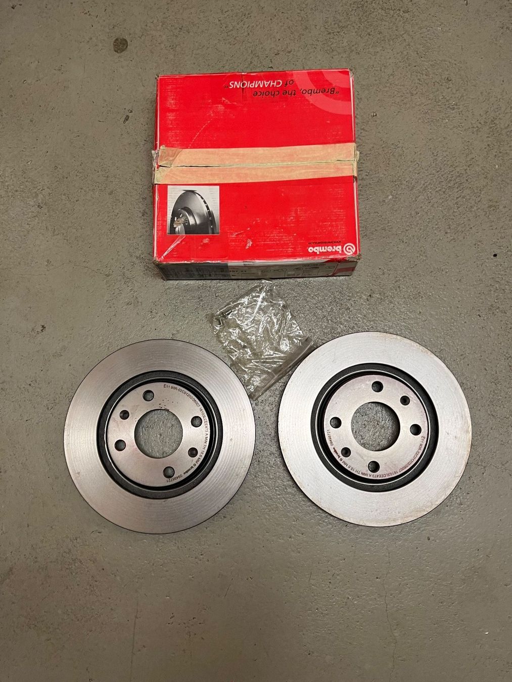Peugeot Tutti pezzi di ricambio auto: BREMBO Prime 09.4987.21 Bremsscheibe – Nuovo (secondo la descrizione) da Bischofszell venduto da VolvoT5