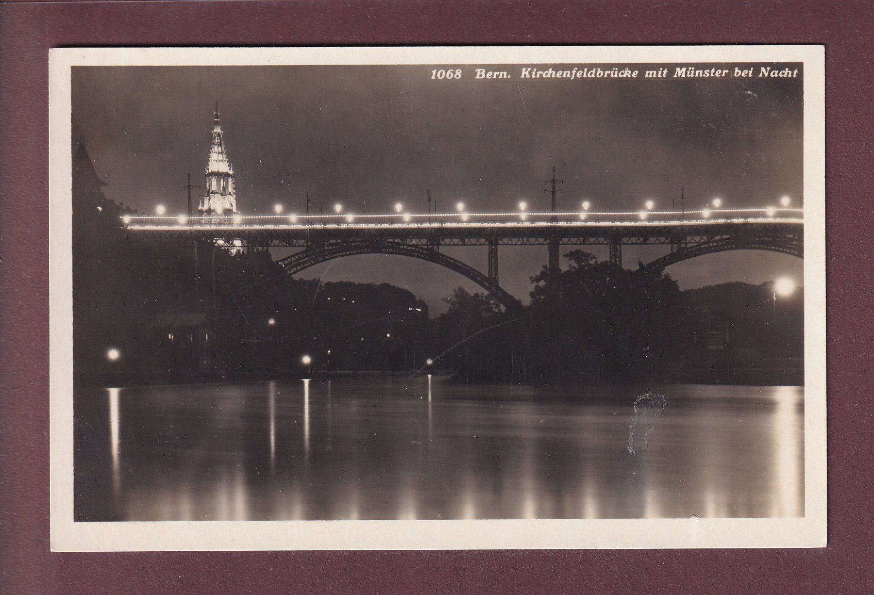Cartoline postali: BERN bei Nacht - Kirchenfeldbrücke – Usato da Pully venduto da nicecards