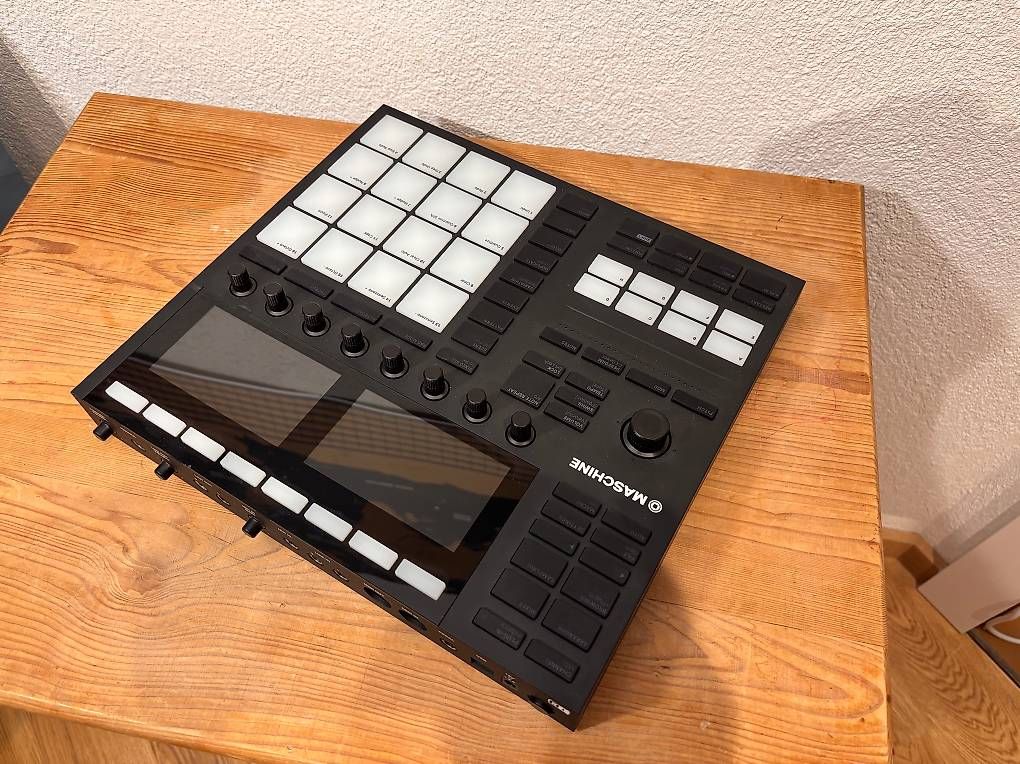 Musikinstrumente: Native Instruments Maschine Mk3 - Pad-Controller und Sampler – Gebraucht aus Lausen von chris_clock44 3