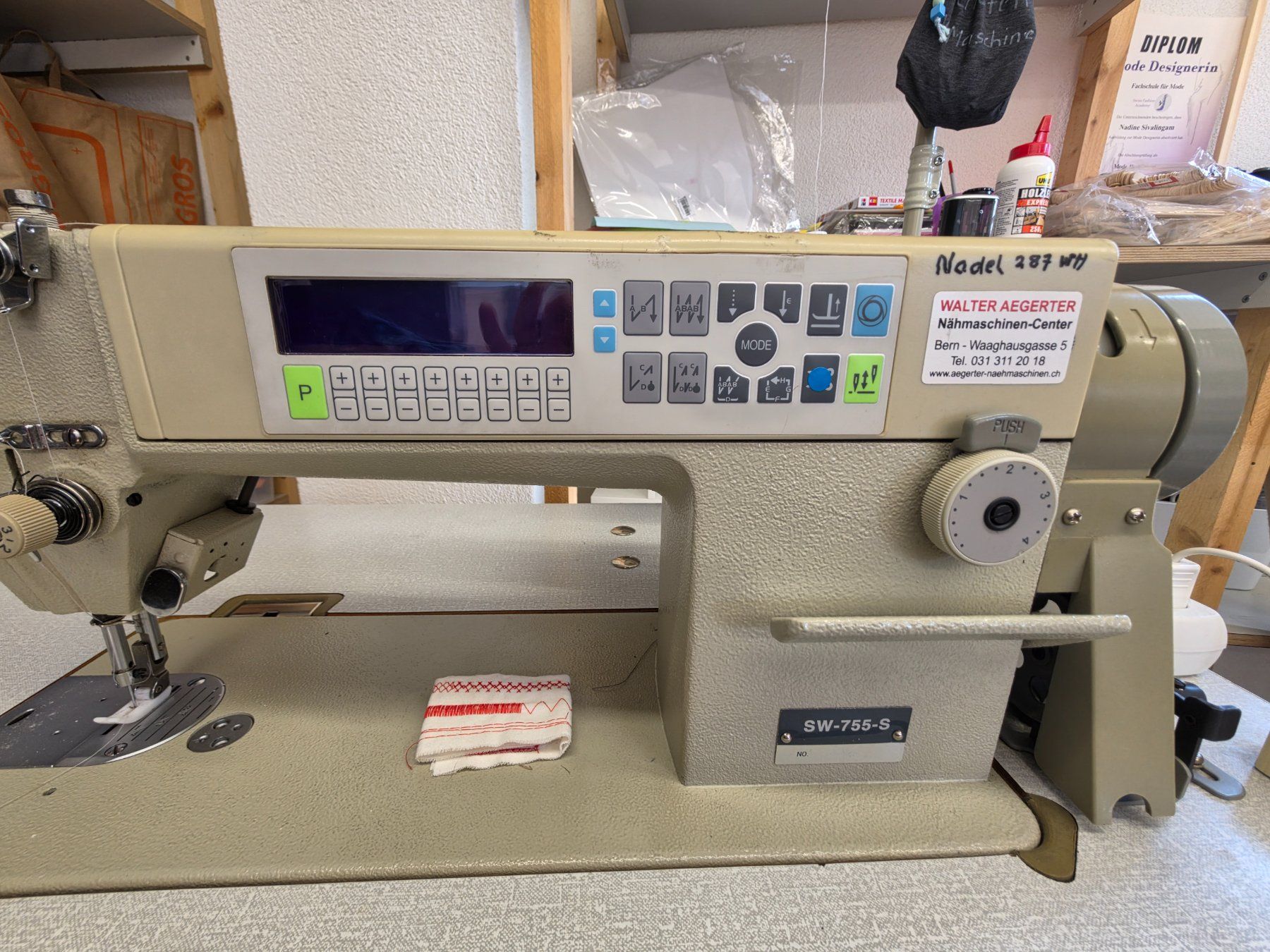 Nähmaschinen: Industrienähmaschine – Gebraucht aus Dintikon von Nanadina 3