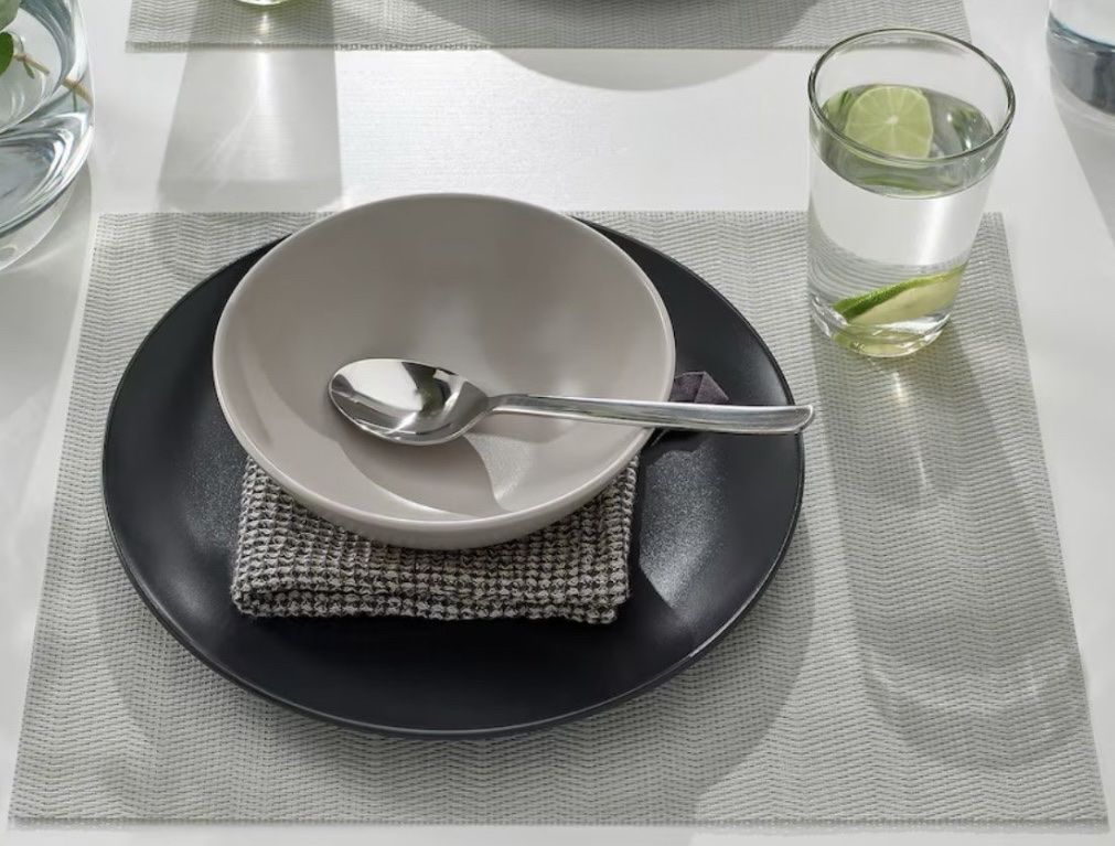 Ikea Tischset: 4x Tischsets Platzsets grau modern pflegeleicht – Gebraucht aus Freidorf TG von nad_fxh7 2