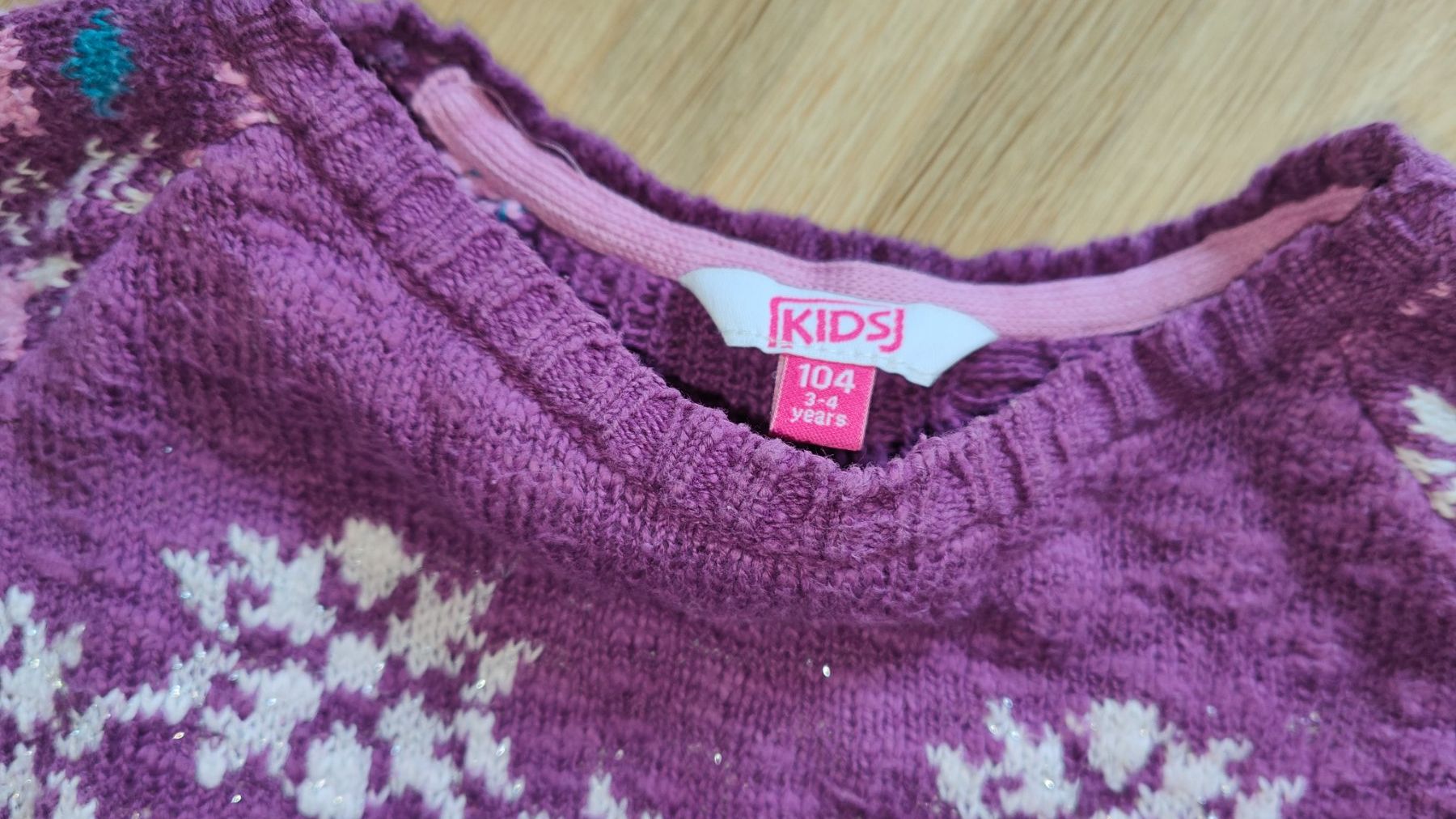 Maglioni & Felpe: Wunderschöner Pullover  (Gr.104 / 3-4 years) – Usato da Wädenswil venduto da adelimmat 1