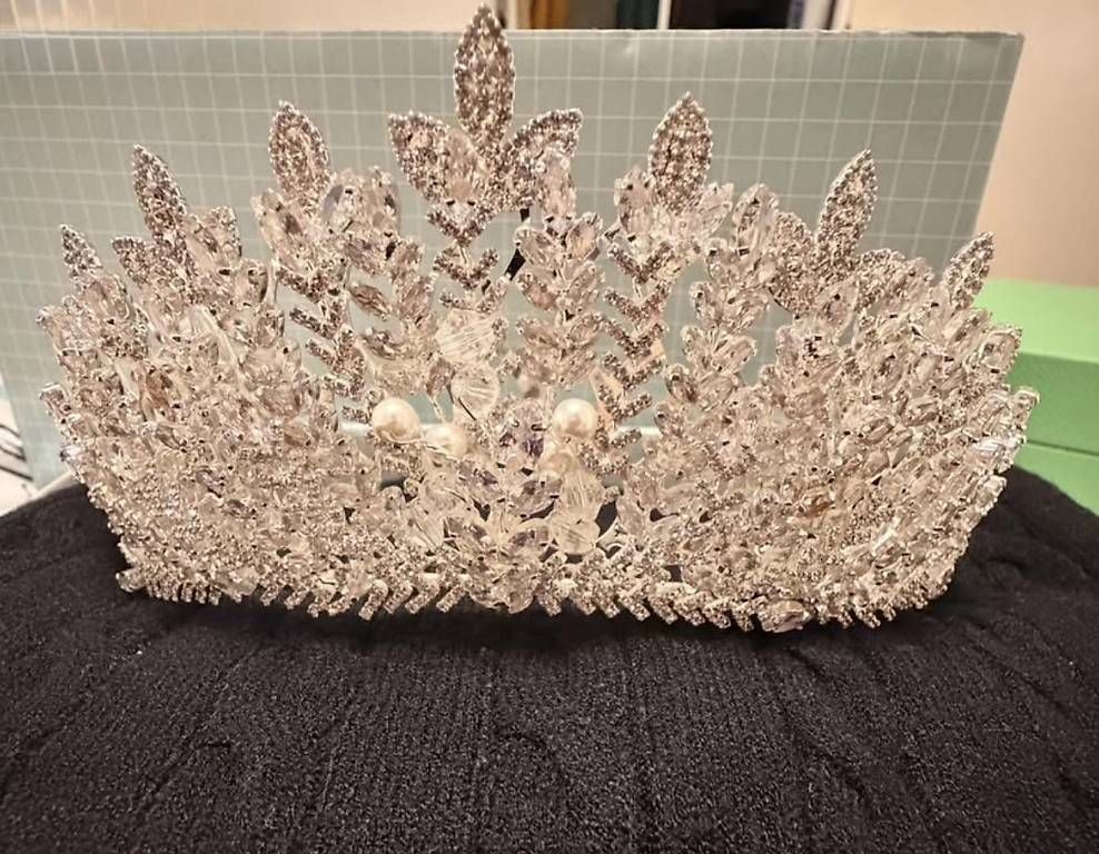 Accessori per capelli: Prinzessinen Krone mit Perlen – Usato da Glattbrugg venduto da mir_vx2c