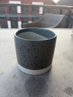 Blumentopf Keramik grau weiss fleckig gute gebrauchte Zustan