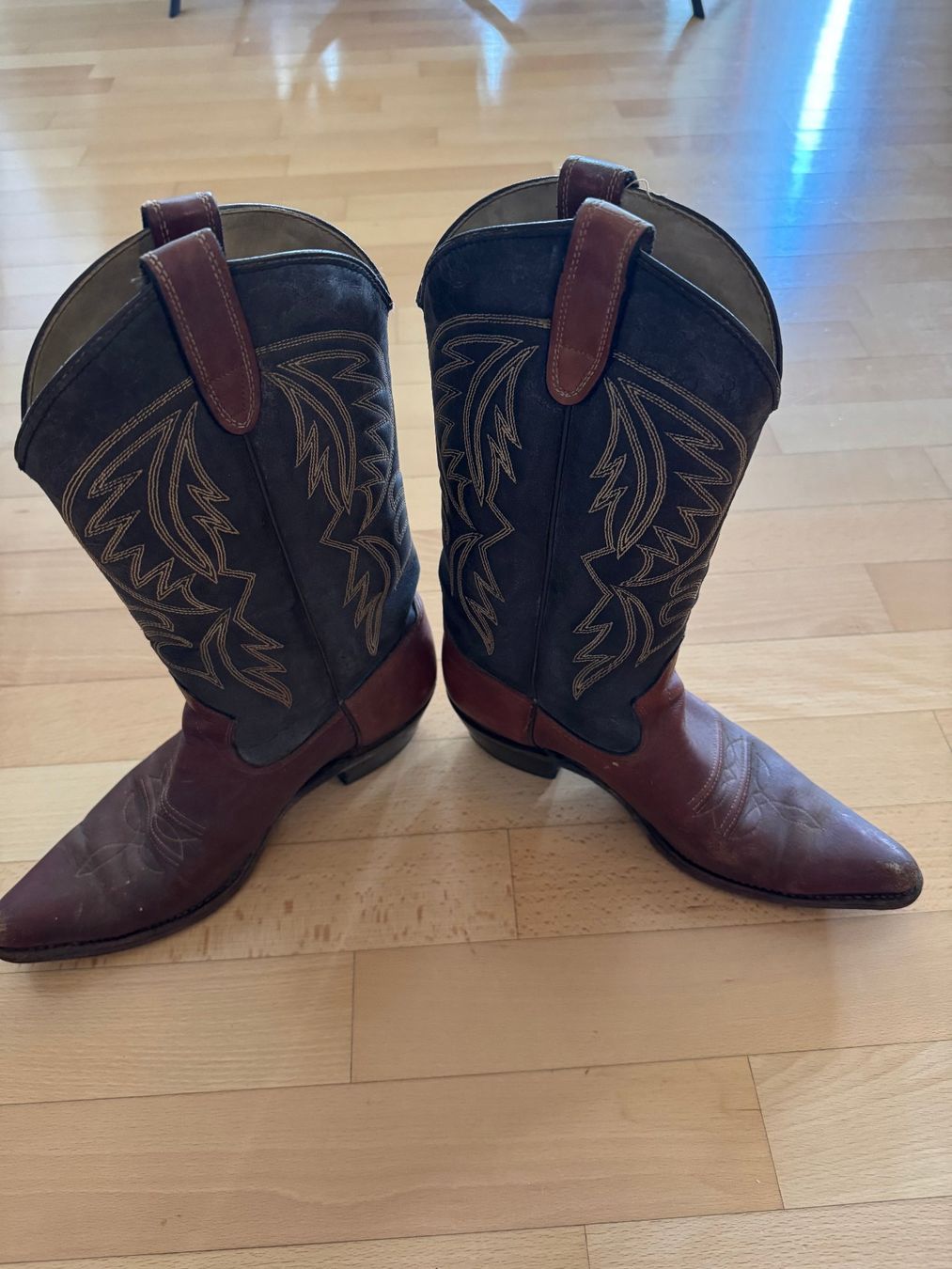 Scarpe da uomo: Cowboystiefel Grösse 7 1/2 – Usato da Zürich venduto da Hawaii22 4
