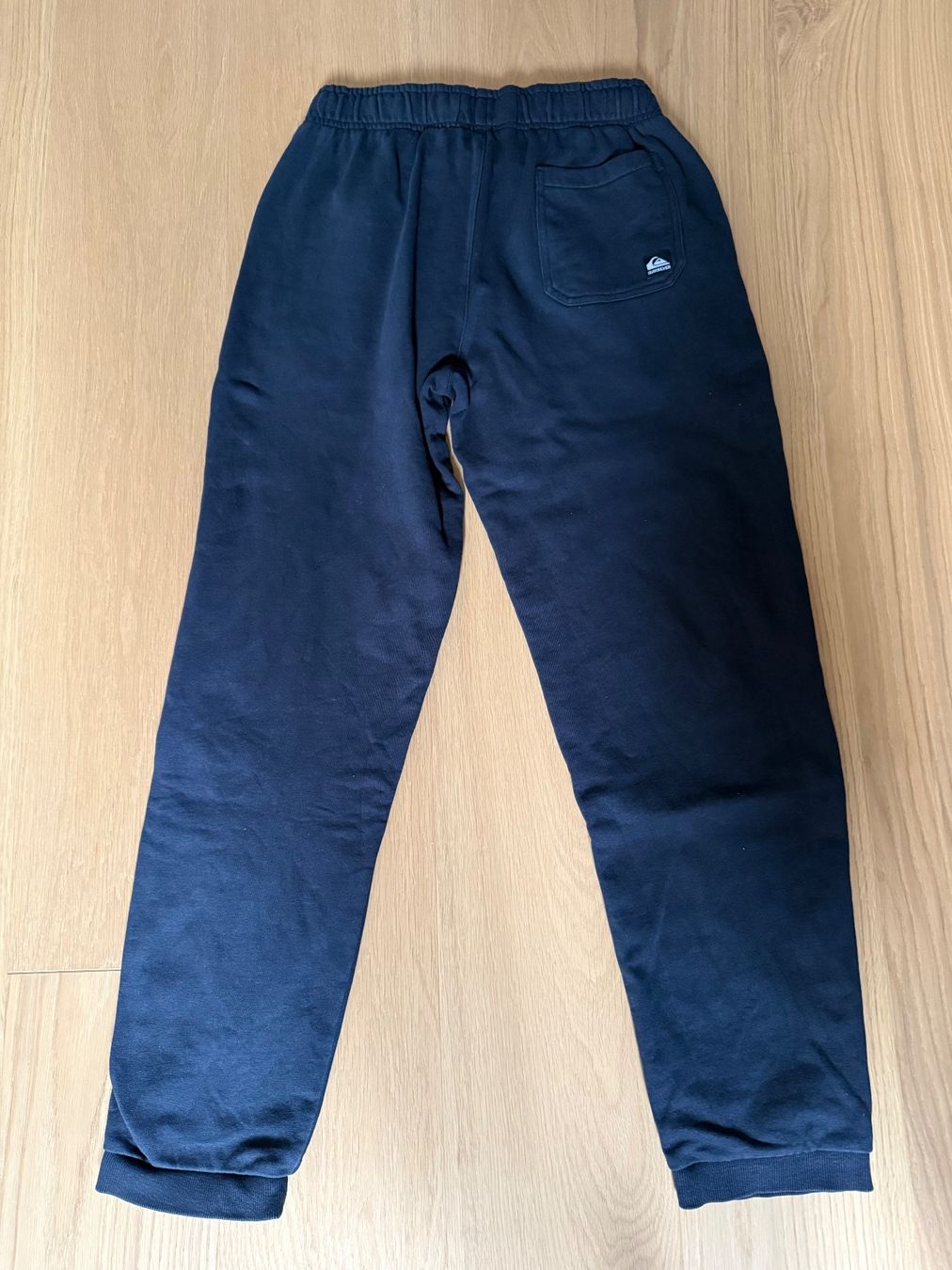 Quiksilver Pantaloni: Quiksilver Trainingshose, Grösse M, Schwarz – Usato da Hindelbank venduto da m-see 1