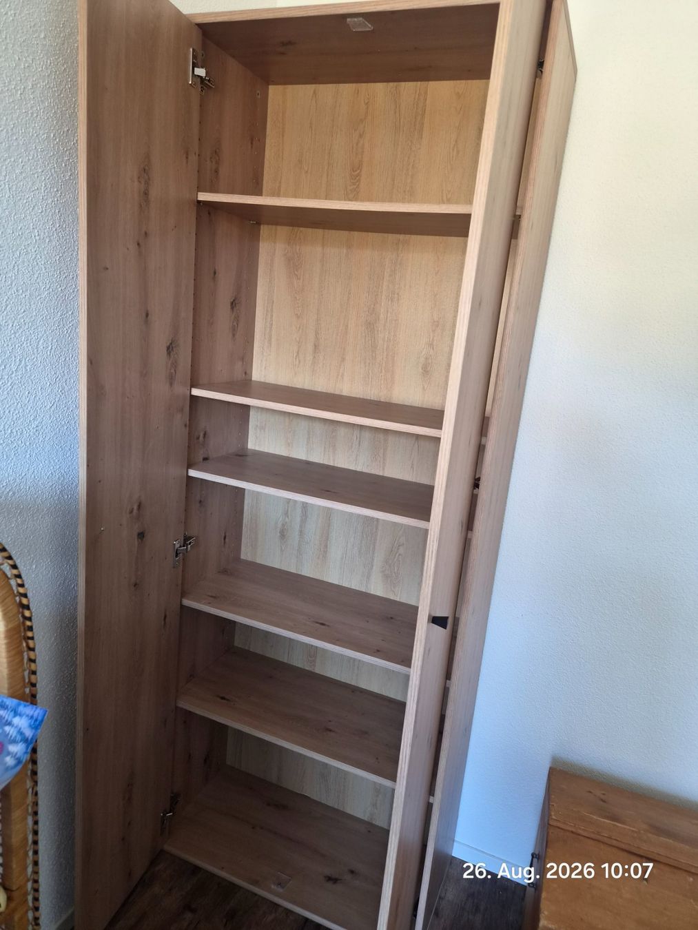 Schränke: Schrank nur 3 Monate gebraucht – Gebraucht aus Kaltbrunn von melevolpe 1