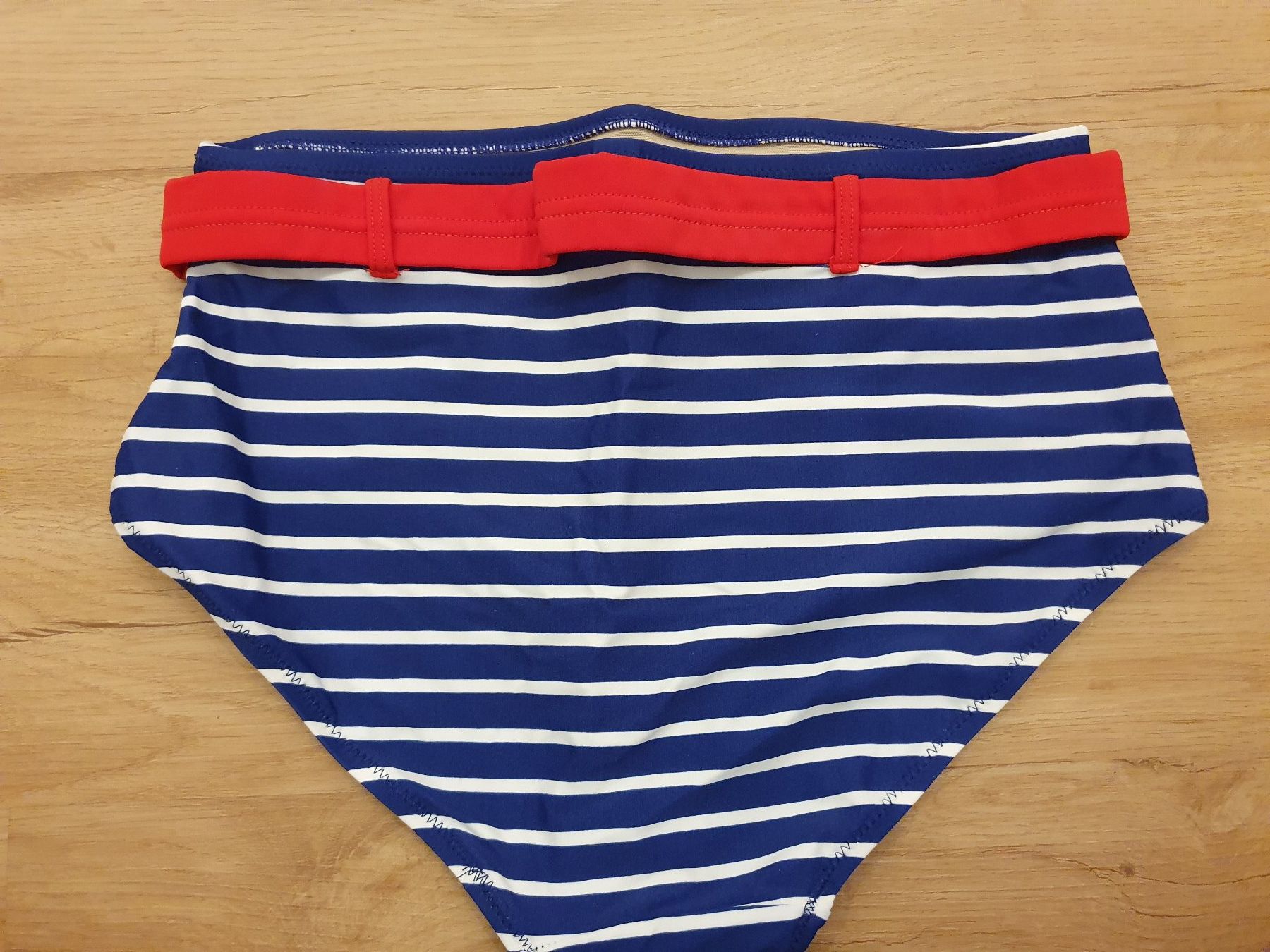 Costumi da bagno & Bikini: Bikini Pour Moi Oberteil 32 E, Hose UK 10 – Nuovo (secondo la descrizione) da Heinrichswil venduto da sabi2809 3