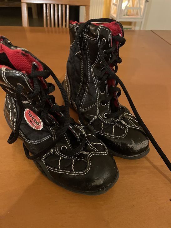 Scarpe per ragazze: Mädchen Stiefel 30 schwarz – Usato da Bergdietikon venduto da antovale 2