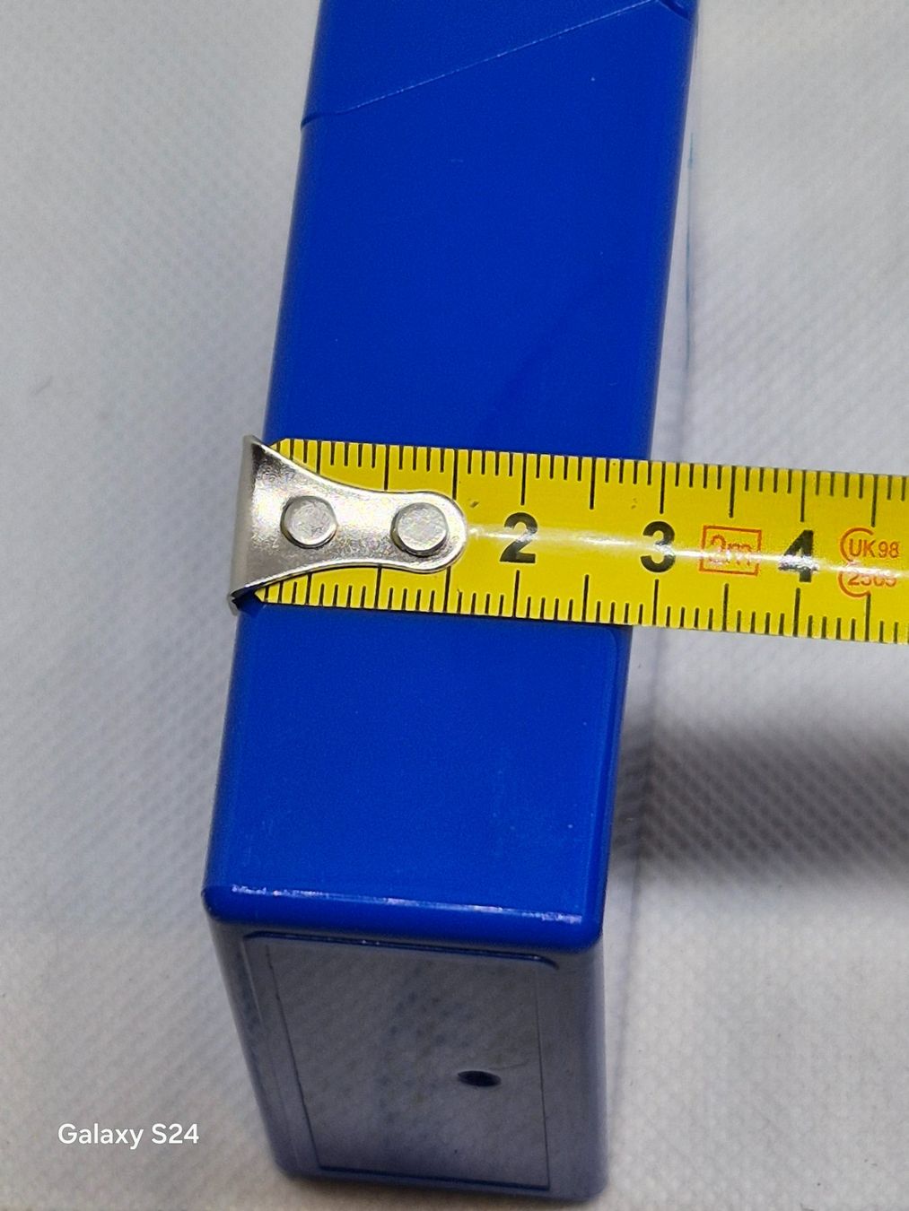 Altri Prodotti per fumatori: Neues blaues Zigarettenetui aus Kunststoff – Nuovo e nell'imballaggio originale da Losone venduto da bal_gfp6 6