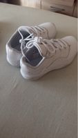 Baskets blanches taille 38 air Jordan