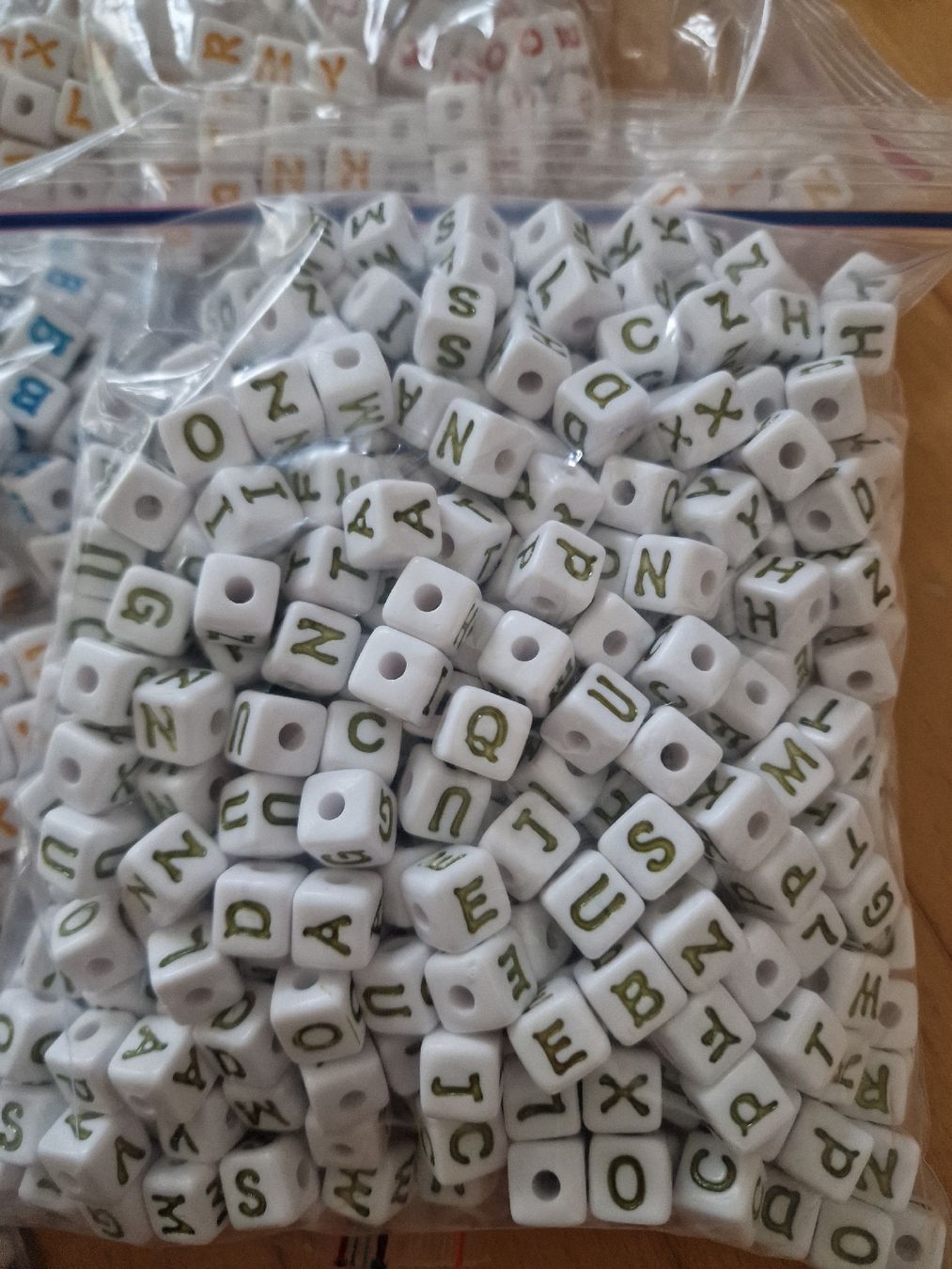 Perle (finte): Acryl Buchstabenwürfel – Nuovo (secondo la descrizione) da Beringen venduto da Ele_Ely23 1