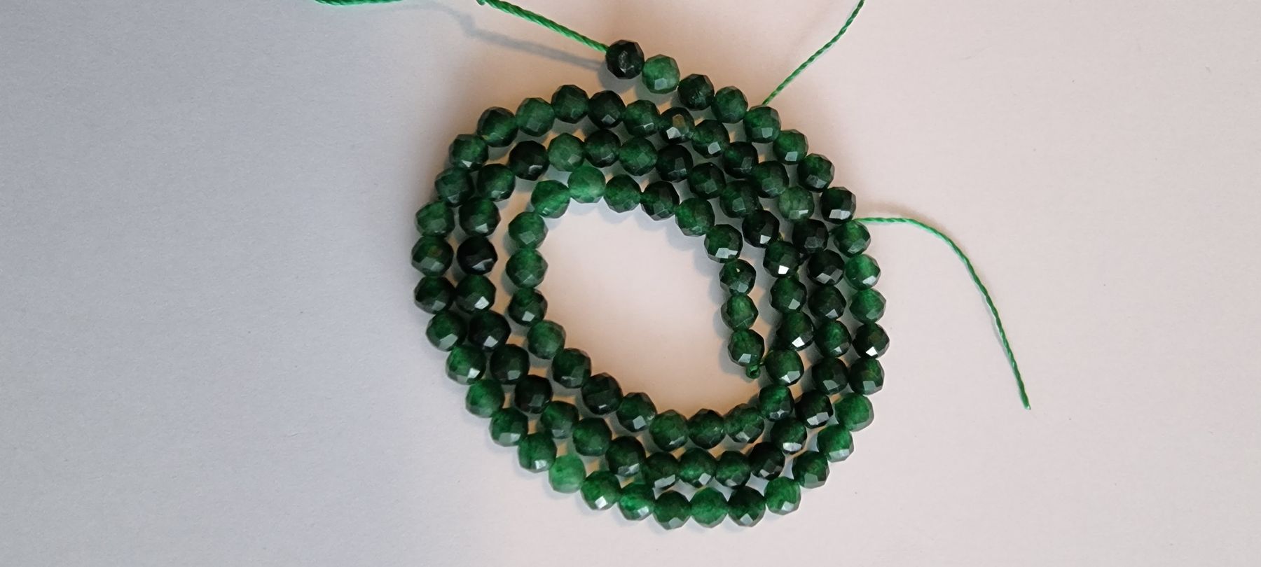Minerali & Pietre curative: Jade facettiert 4mm. Strang – Nuovo e nell'imballaggio originale da Menziken venduto da Mirager 2