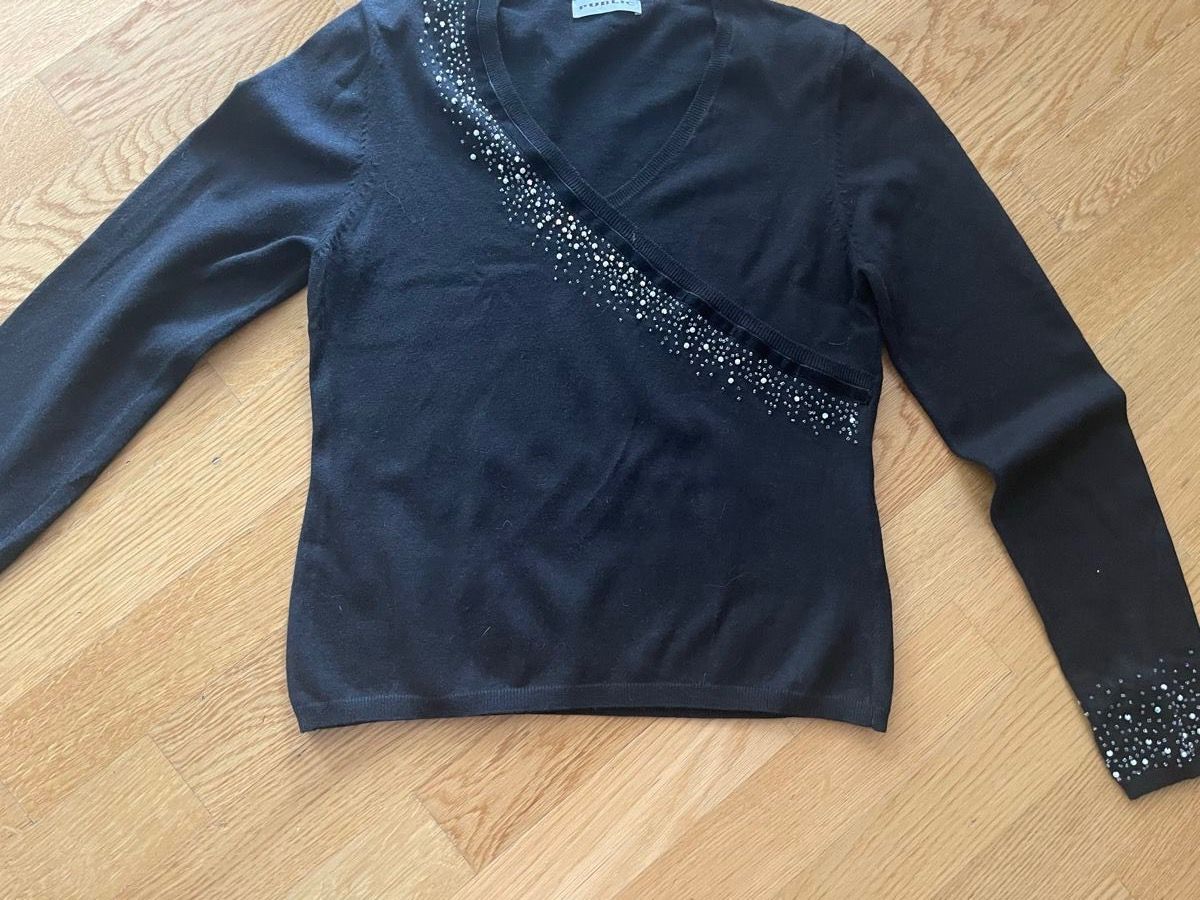 Maglioni & Felpe: Pullover von Publik Grösse S – Usato da Rüschlikon venduto da Lajniii