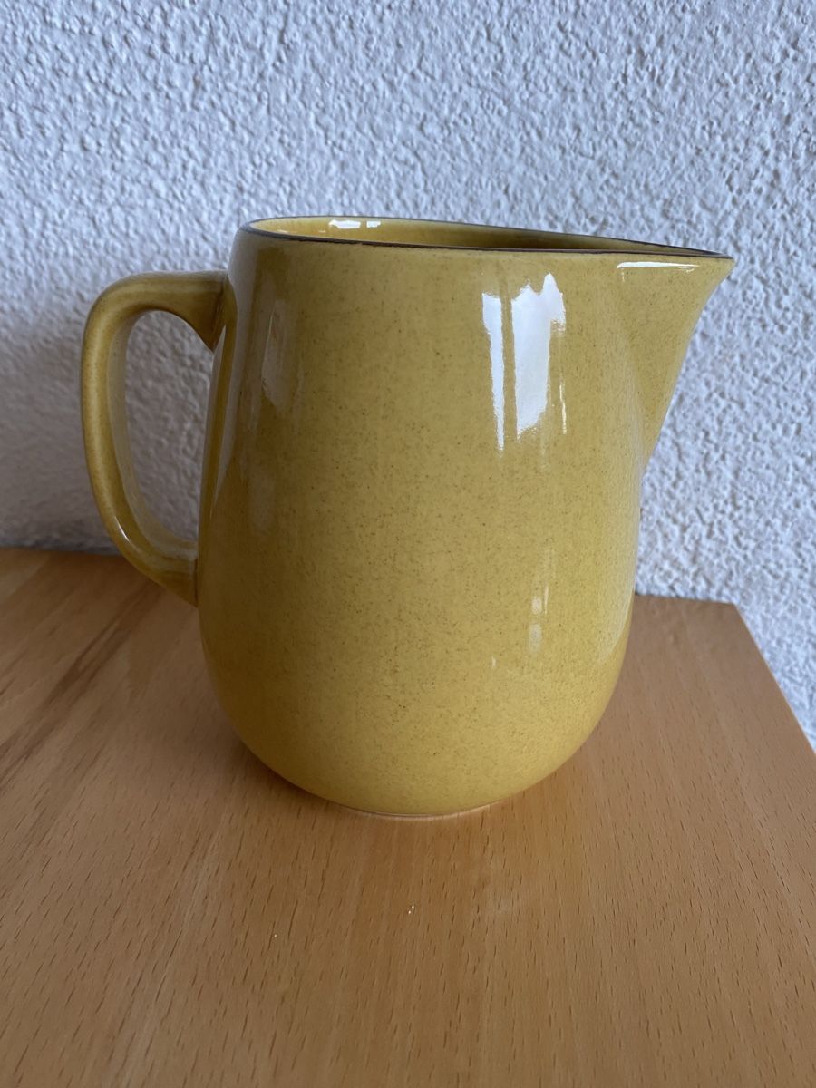 Rössler Caraffe: Rössler Krug senfgelb 0.65 Liter – Usato da Schwarzenburg venduto da Michellu 2