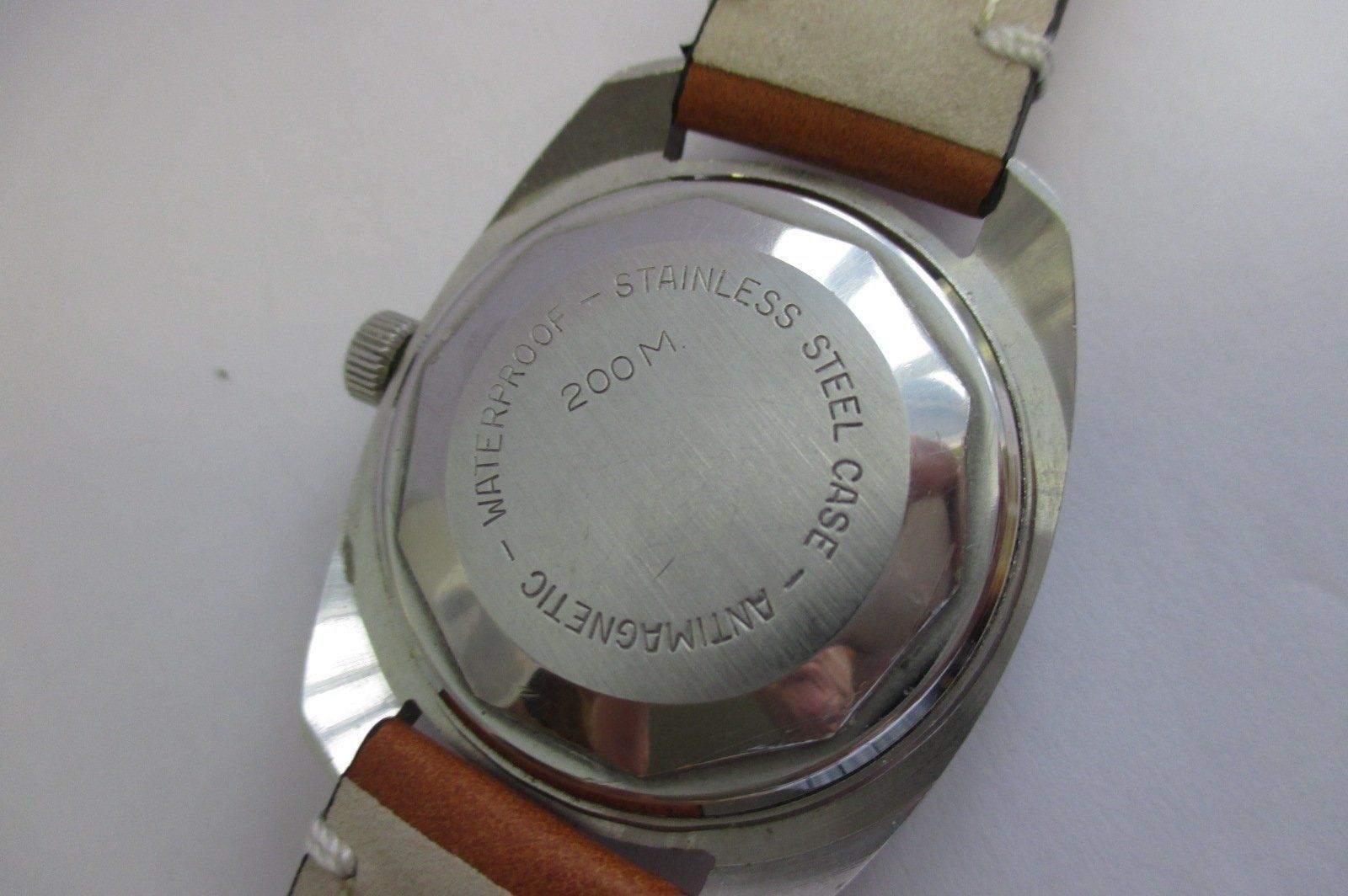 Uhren: Vintage Diver Gamma 200 Meter Edelstahl – Gebraucht aus Zeihen von Swissmade 3