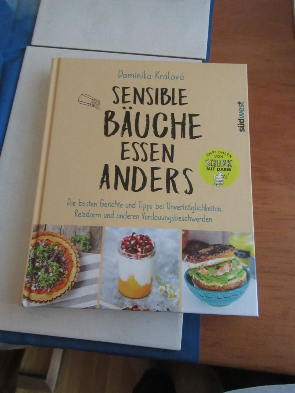 Bücher: Sensible Bäuche essen anders von D. Kralova – Neu (gemäss Beschreibung) aus Wattwil von wampi