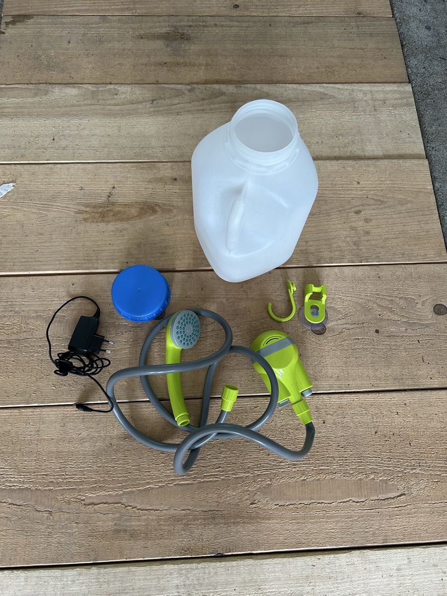 Duschen: Campingdusche Akkubetrieb – Gebraucht aus Burgdorf von Outdoor5