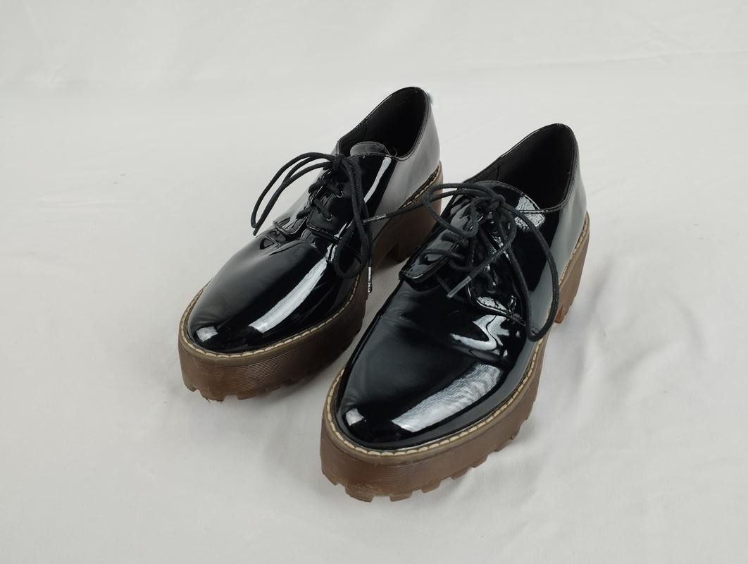 H&M Scarpe da donna: H&M DIVIDED Schuhe schwarz Gr. 38 – Usato da Schübelbach venduto da Restwert_Schubelbach
