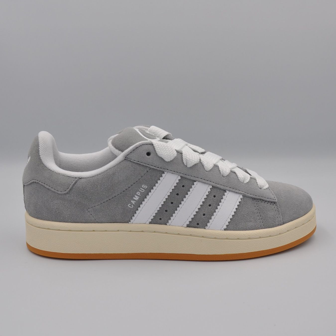 Adidas Scarpe da donna: Adidas Campus 00s Grey 38 – Nuovo e nell'imballaggio originale da Bern venduto da SneakerheavenLT