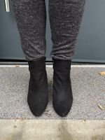 Schwarze Stiefeletten, Gr. 38, Wildleder Optik, Herbst!