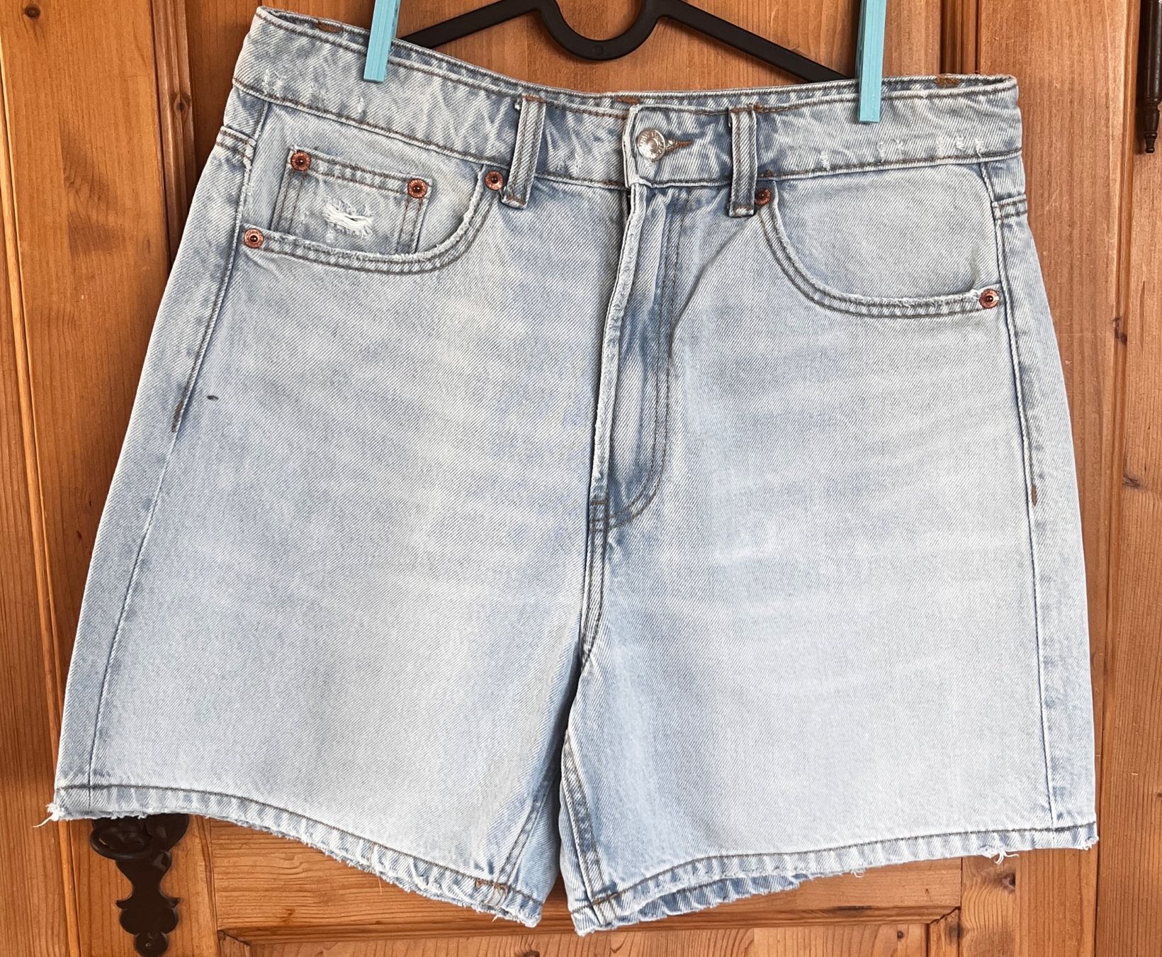 Zara Pantalons: Shorts – Neuf (Voir description) à Oberrieden par sardi03