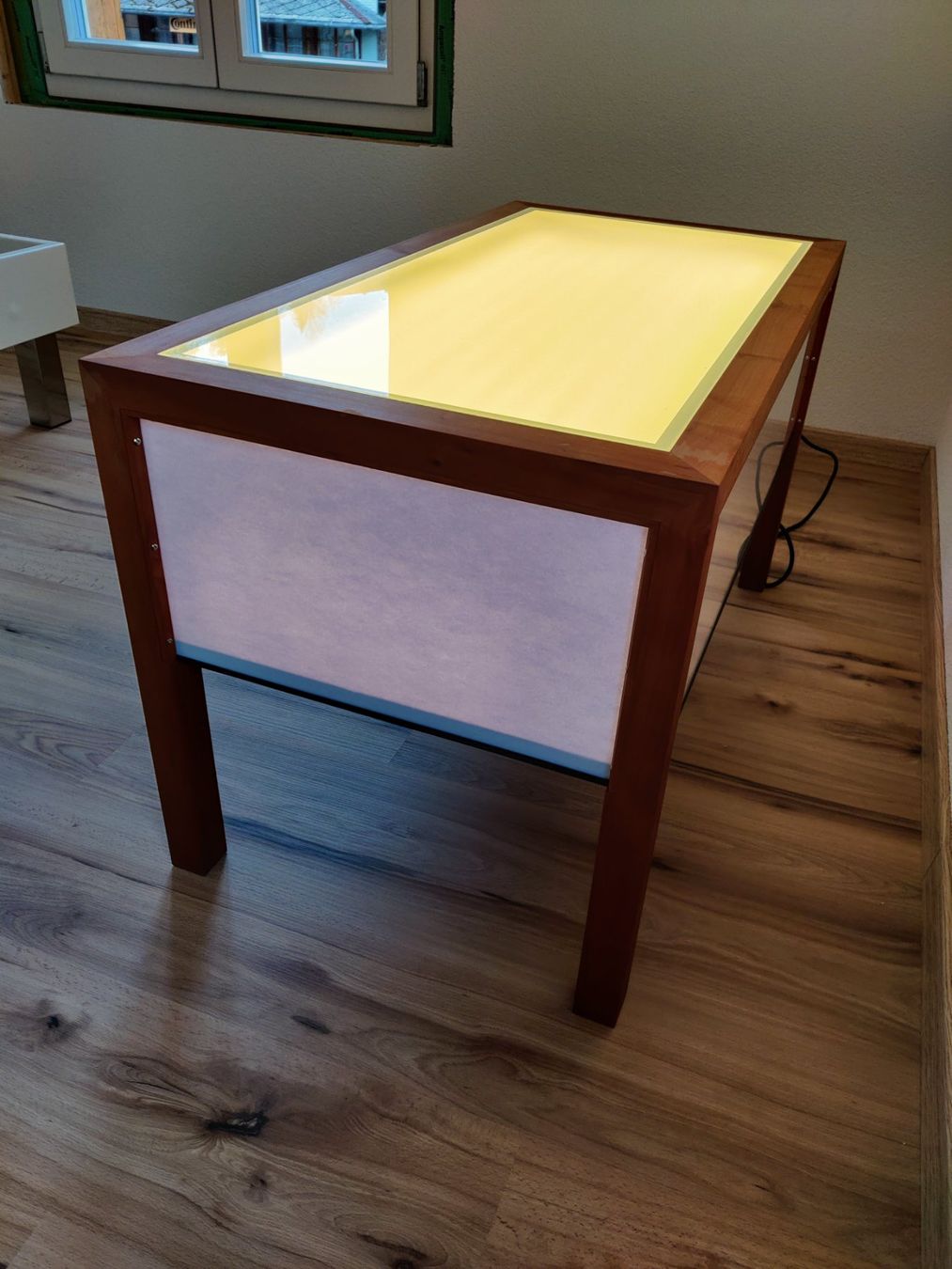 Tavoli: Zeichentisch/Couchtisch – Usato da Guggisberg venduto da ele_k7vb 1