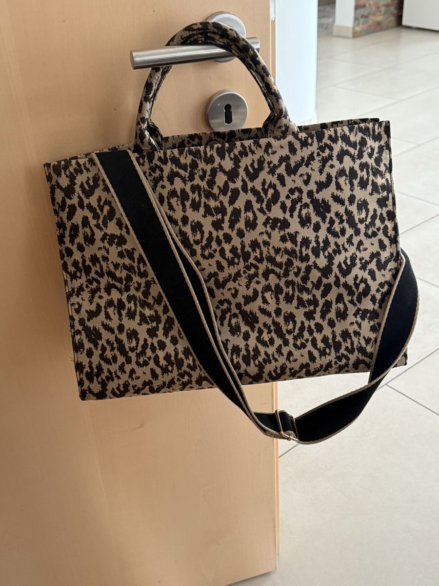 Hallhuber Borse da donna: Tasche hallhuber – Usato da visp venduto da Kmemo1