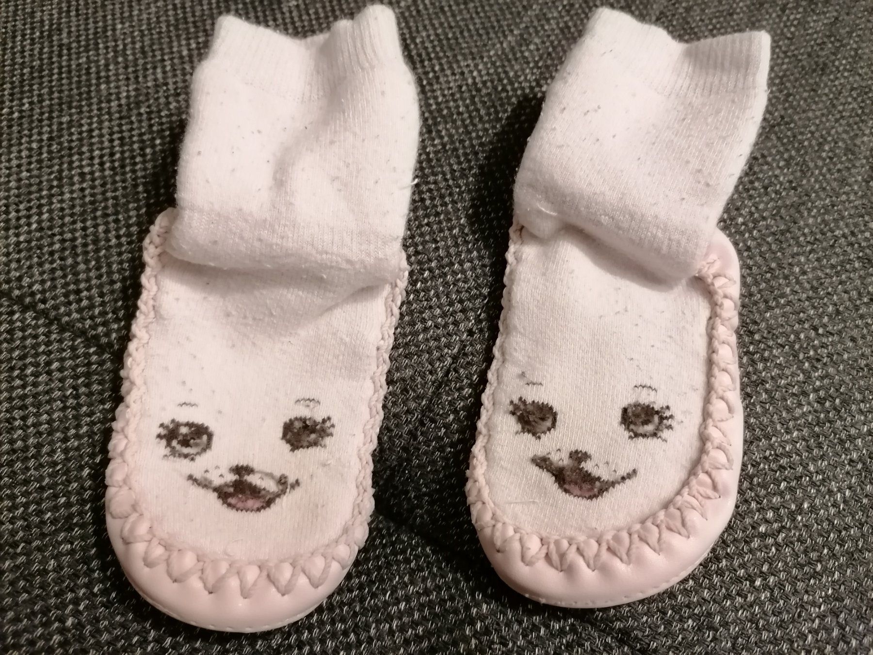 Scarpe per ragazze: Sockenfinkli mit Ledersohle – Usato da Büttikon AG venduto da Amineah
