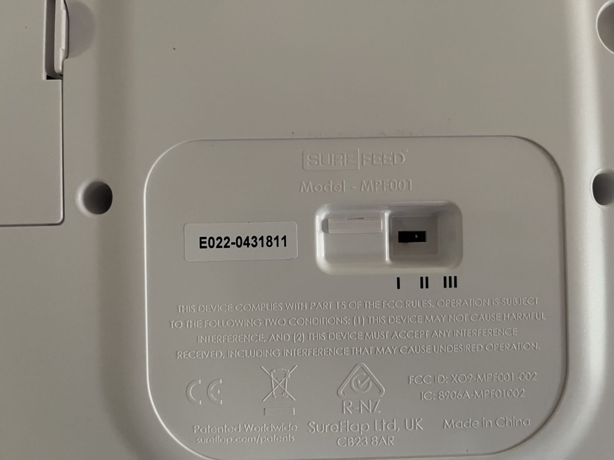 Sure Petcare Futter: SureFeed Microchip Pet Feeder (Model MPF001) New – Neu (gemäss Beschreibung) aus Unterägeri von eve_76lj 2