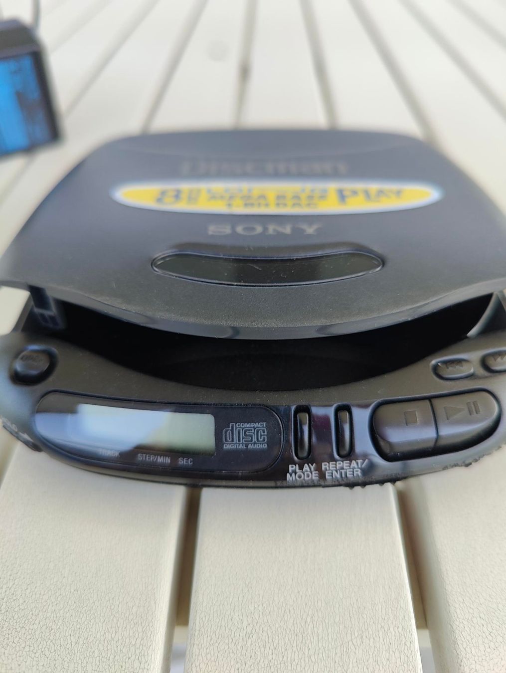 Sony Lettore multimediale portatile: Sony Discman – Usato da Meggen venduto da SellingGoods_1 1
