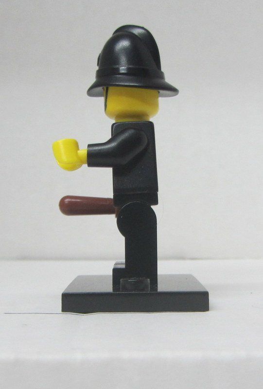 Lego Kit di costruzioni: LEGO Collectible Minifigures col177 " Constable " – Usato da Kreuzlingen venduto da heinrich7h 2