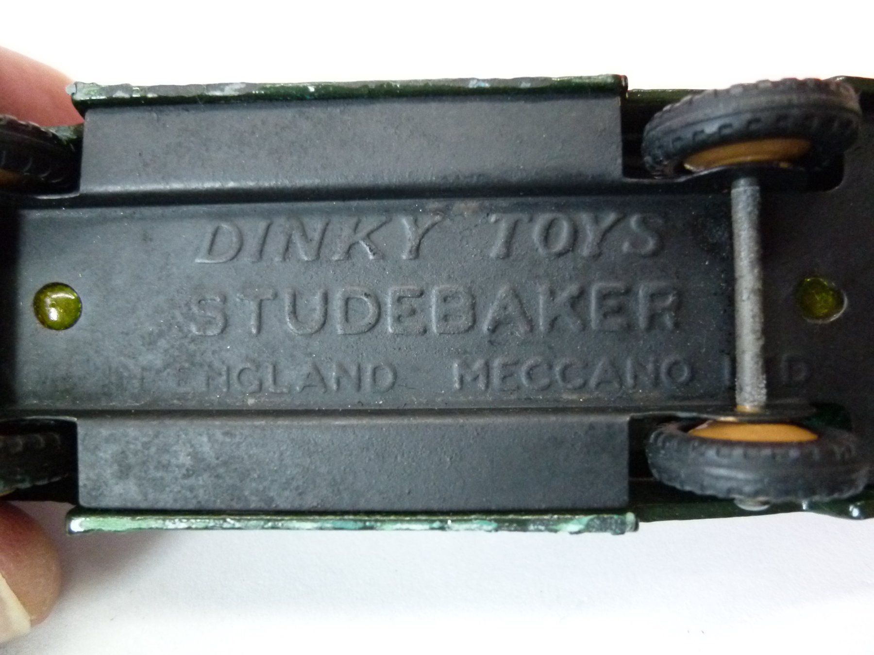 Dinky Toys Modellini d'auto: DINKY TOYS - Studebaker - braun-dgrün - restauriert – Usato da Reiden venduto da Aston2 3